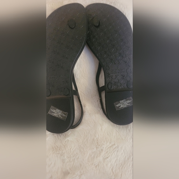 Old Navy Women's Black Sandals - Picture 4 of 5